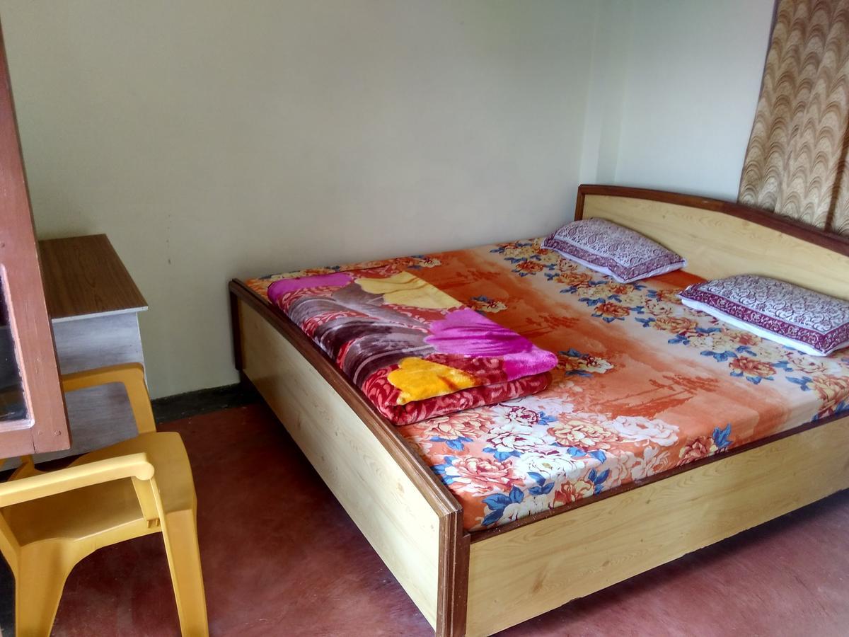 Maa Ananda Mayee Guest House Бинсар Екстериор снимка